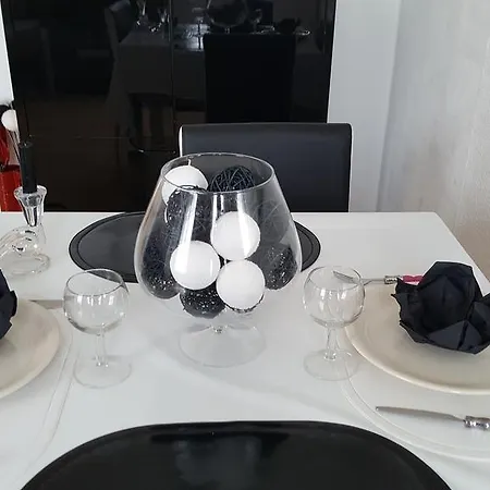 Lumineux Apartment